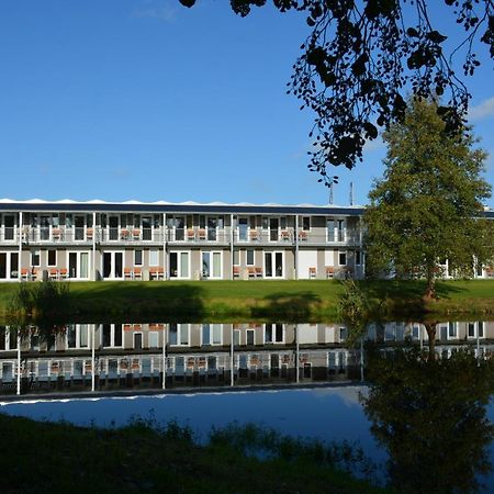 Hotel2Heerenveen Bagian luar foto