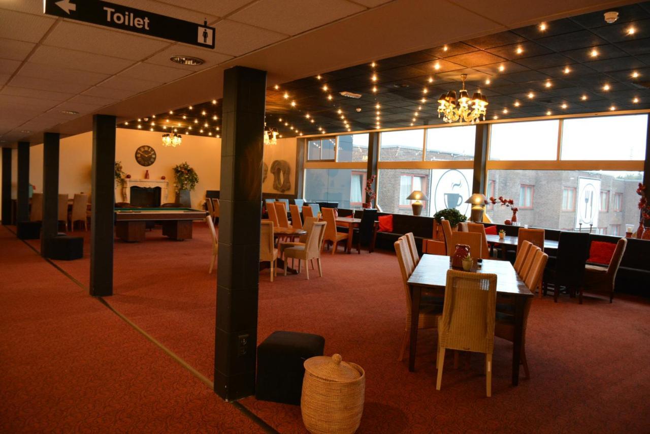 Hotel2Heerenveen Bagian luar foto